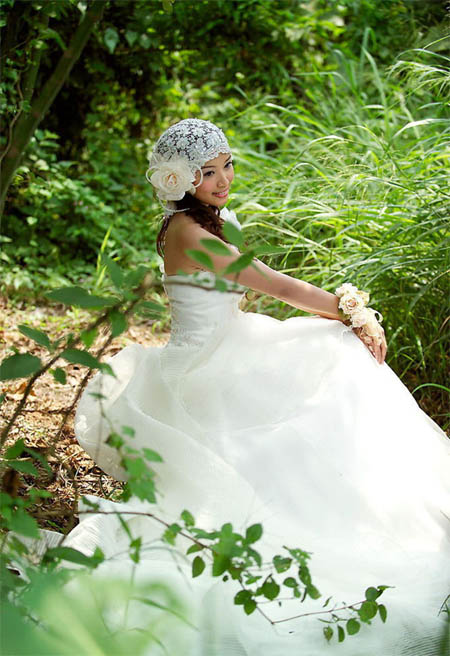 Photoshop将外景婚纱照调出漂亮的青蓝色调